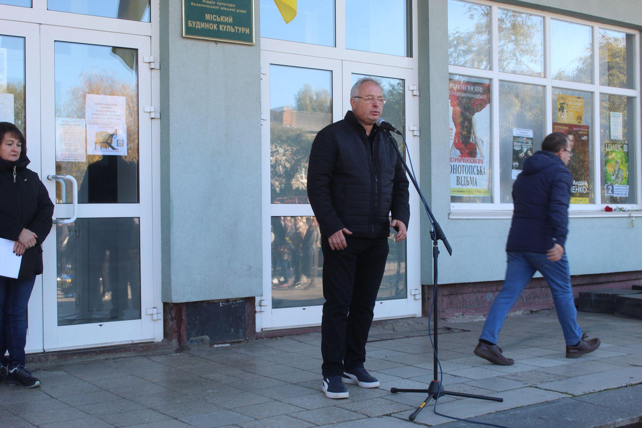 Новини Козятина - фото з За останній його бій 18-річного Андрія Маліновського нагородили орденом