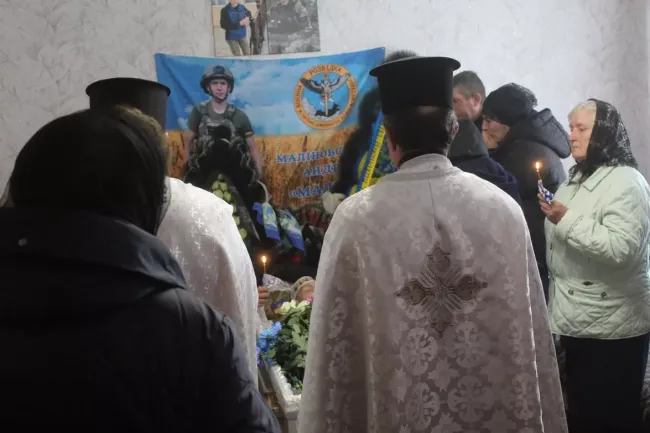 Новини Вінниці - фото з У Козятині попрощались з Андрієм Маліновським. Тепер йому назавжди 18..