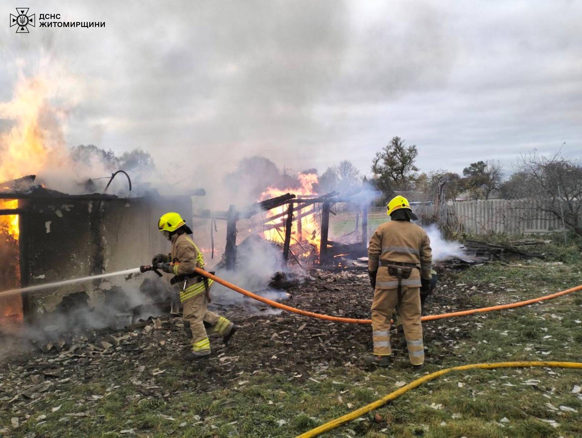 Новини Житомира - фото з За добу рятувальники ліквідували на Житомирщині п’ять пожеж