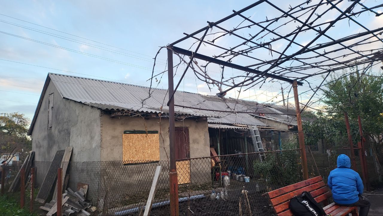 Новини Хмельницького - фото з Як сім’я зі Старокостянтинова відновлює будинок після прильоту