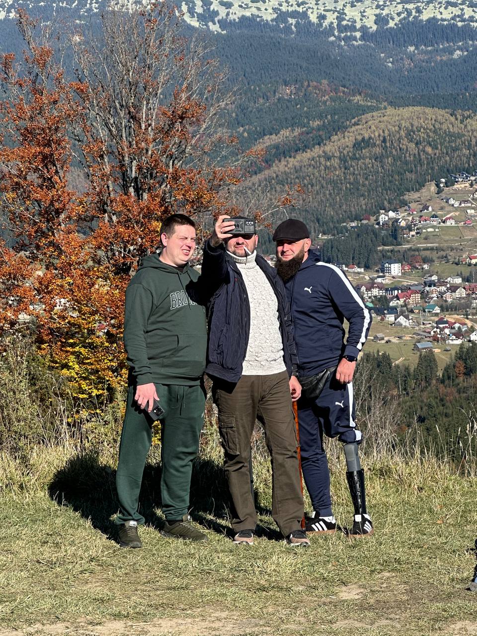 Новини Вінниці - фото з «Ця поїздка стимулює нас працювати»: як для ветеранів організували подорож в Карпати