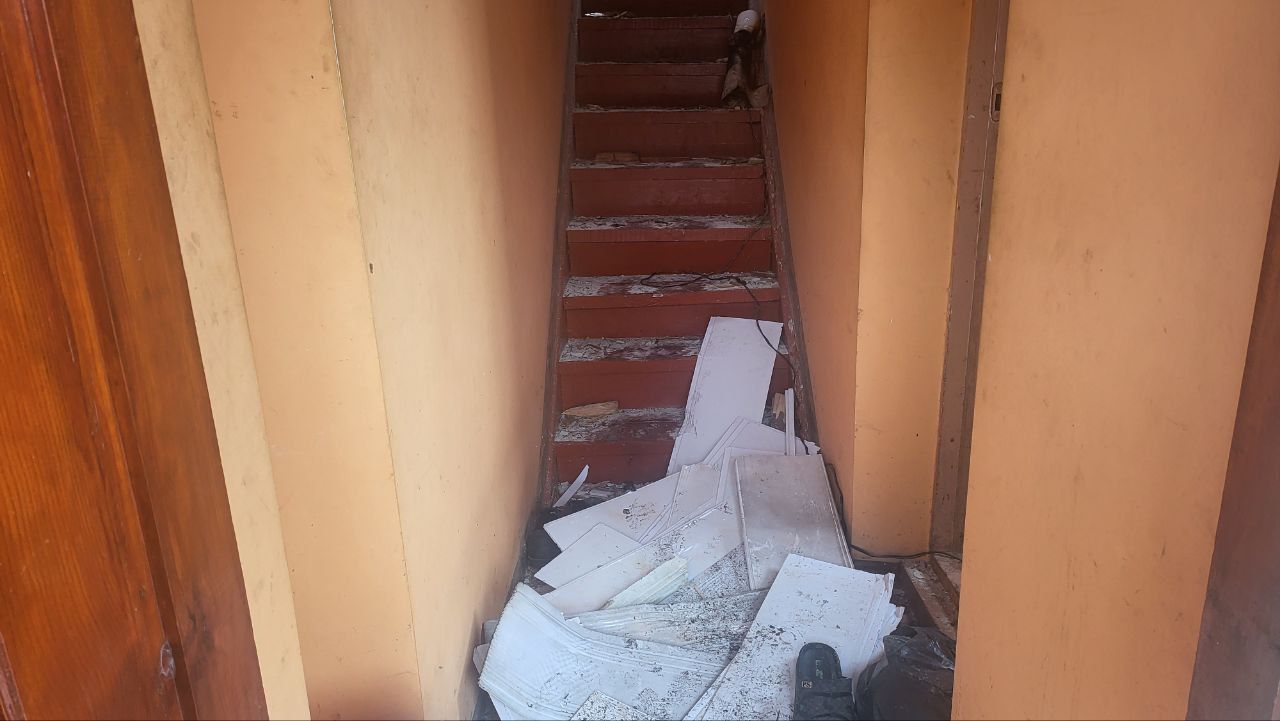 Новини Хмельницького - фото з Як сім’я зі Старокостянтинова відновлює будинок після прильоту