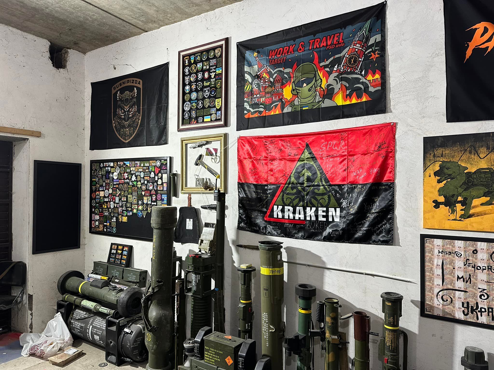 Новини Вінниці - фото з Художник з Вінниці Максим Кільдеров придбав збитий дрон Герань-2 і розмалював його