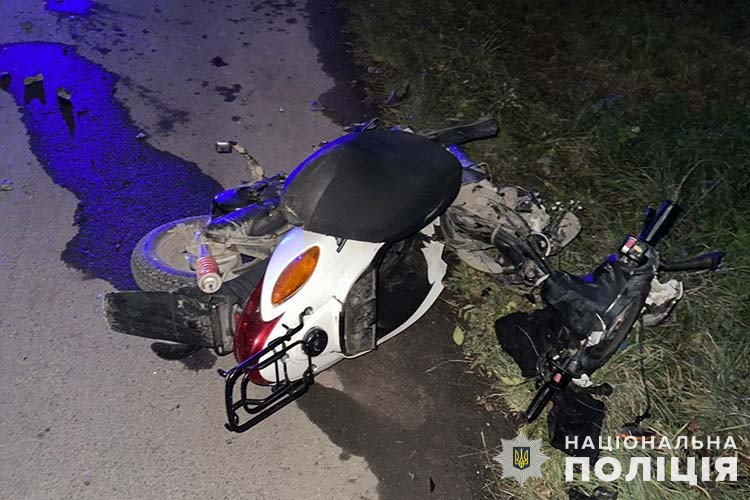Новини Тернополя - фото з На Кременеччині велосипедист потрапив під колеса Volkswagen. Його направили до лікарні на тернопільщині під колеса автівок потрапили велосипедист та водій мопеда