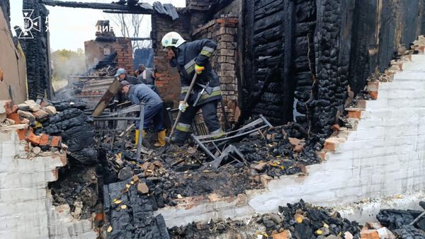 Новини Житомира - фото з Двоє людей загинули на пожежі в Квітневій громаді