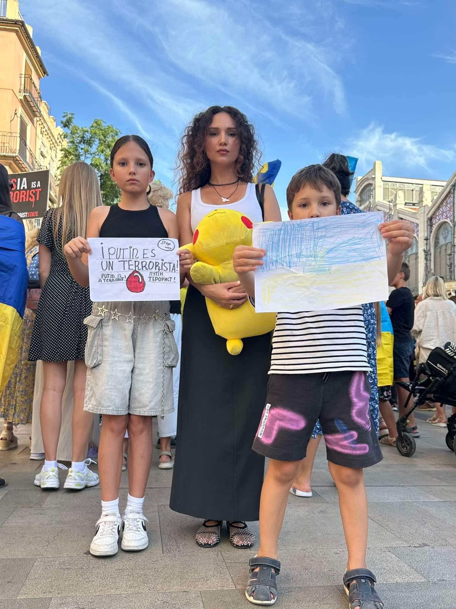 Новини Вінниці - фото з Справжній Армагедон: вінницька співачка опинилась у епіцентрі повені в Іспанії