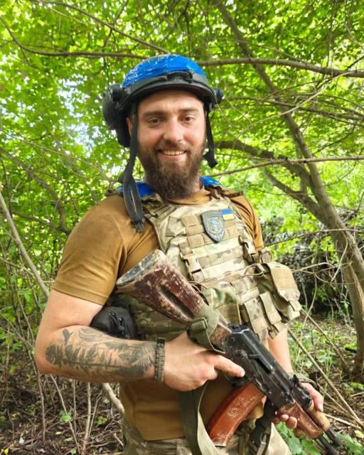 Новини Тернополя - фото з У Тернополі прощатимуться із захисником Ігорем Ірзою На зображенні може бути: 1 особа та текст