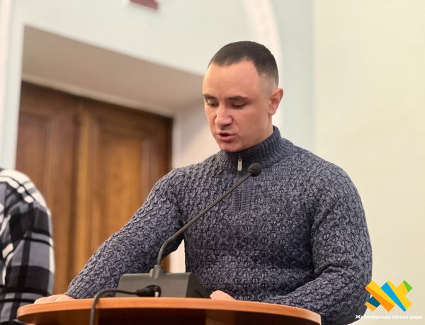 Новини Житомира - фото з Підполковник Василь Захарець отримав «Годинник міського голови» за мужність і героїзм