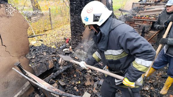 Новини Житомира - фото з Двоє людей загинули на пожежі в Квітневій громаді