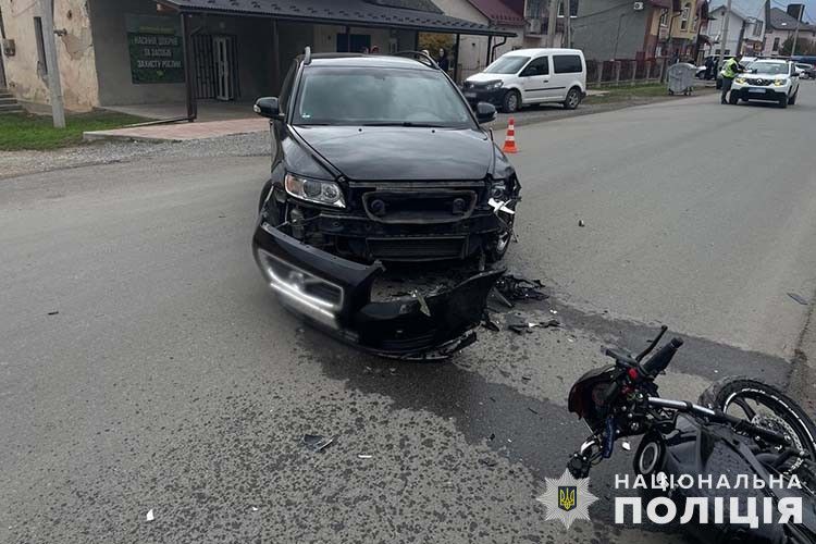 Новини Тернополя - фото з У Старому Вишнівці та Хоросткові сталися ДТП: постраждали жінка та підліток