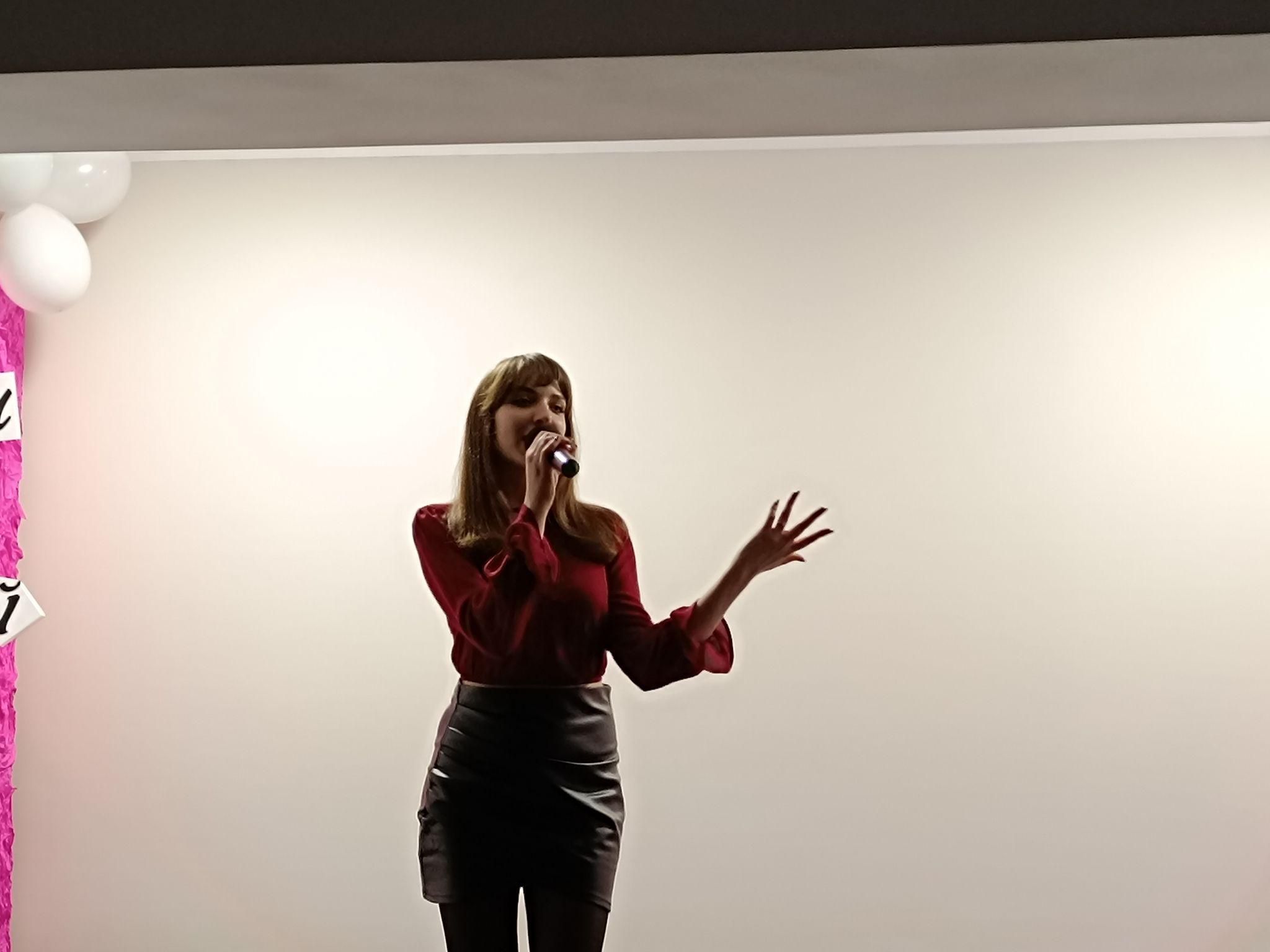 Новини Козятина - фото з Співали під гітару Yaktak і читали вірші про кохання у молодіжному просторі Козятина