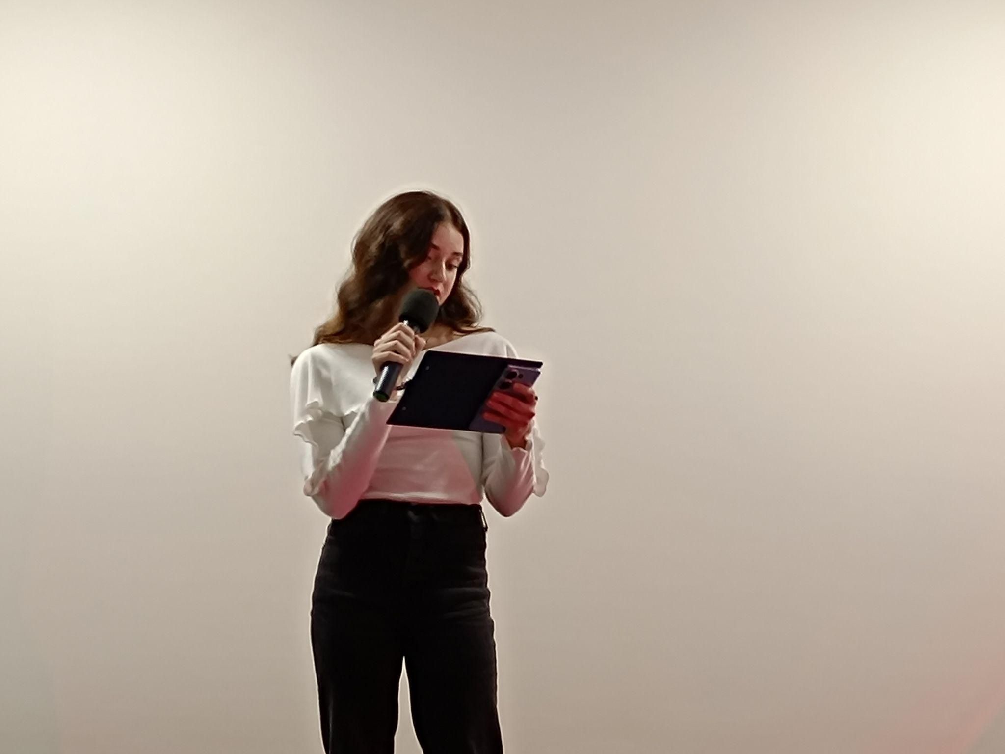 Новини Козятина - фото з Співали під гітару Yaktak і читали вірші про кохання у молодіжному просторі Козятина