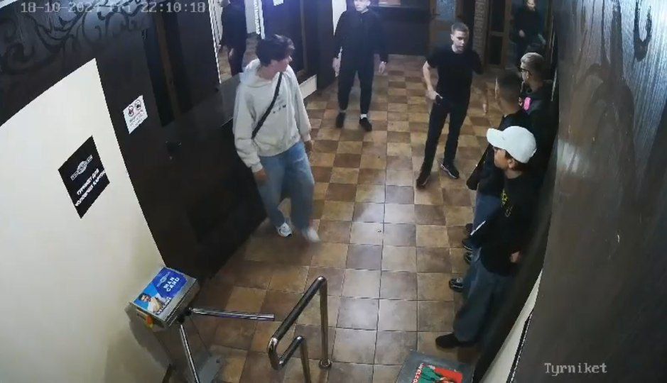 Новини Вінниці - фото з Відомі вінницькі боксери влаштували бійку зі зброєю: що відбулося в «Мода Барі»? (ОНОВЛЕНО)