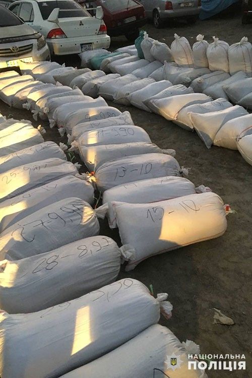 Новини Вінниці - фото з У 63-річного жителя Жмеринки виявили майже тонну нелегального тютюну