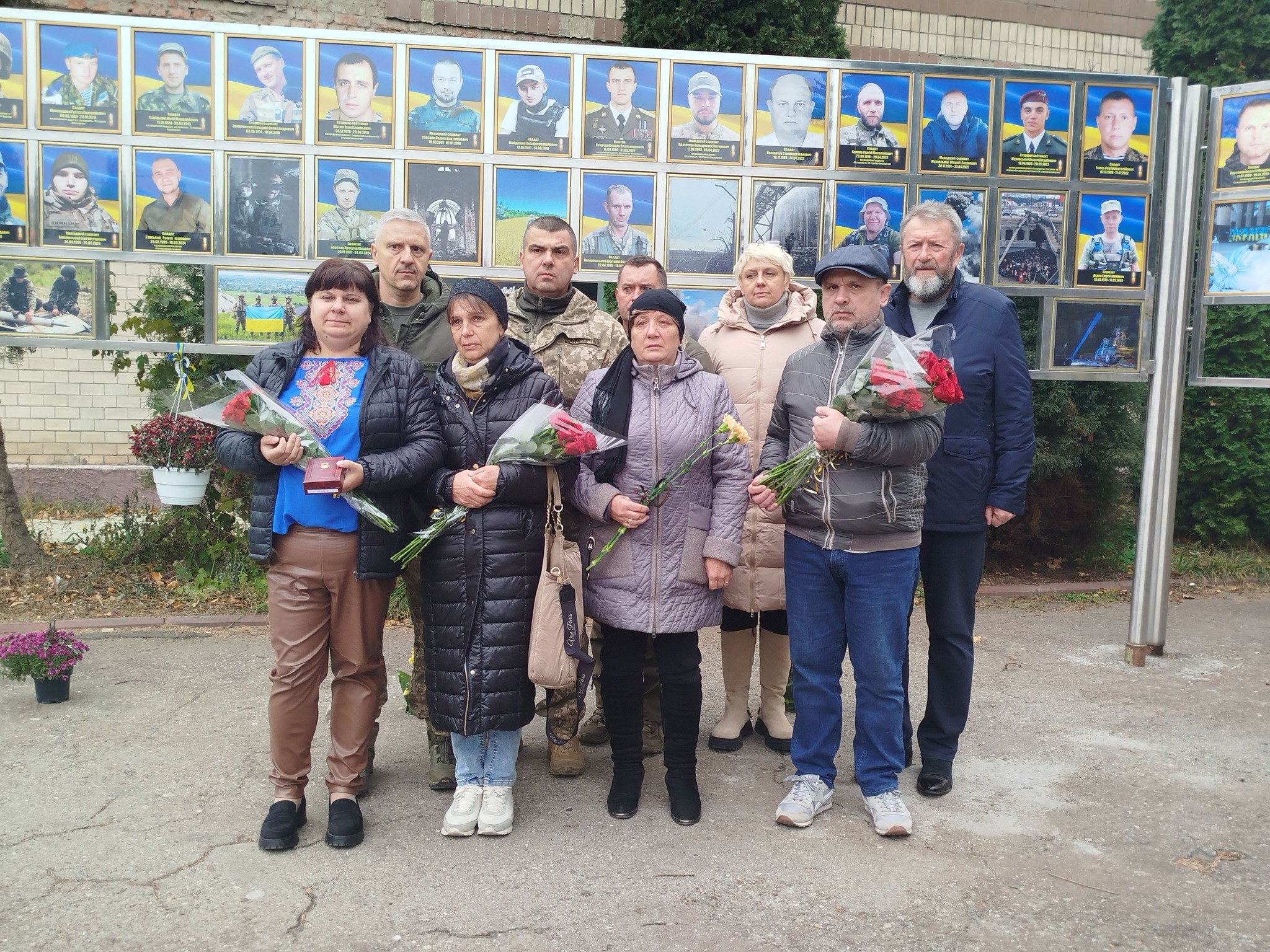Новини Хмельницького - фото з Трьох захисників з Хмельницького району відзначили посмертно. Хто вони