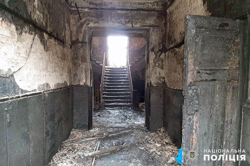 Новини Хмельницького - фото з Колишній музколедж на Проскурівській – підпалили. Є підозрювані, – поліція