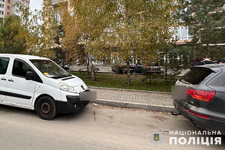 Новини Тернополя - фото з Поліція затримала тернополянина, який викрадав речі з незамкнених авто на «Дружбі» та в «Центрі» оперативники поліції викрили жителя тернополя у вчиненні серії крадіжок