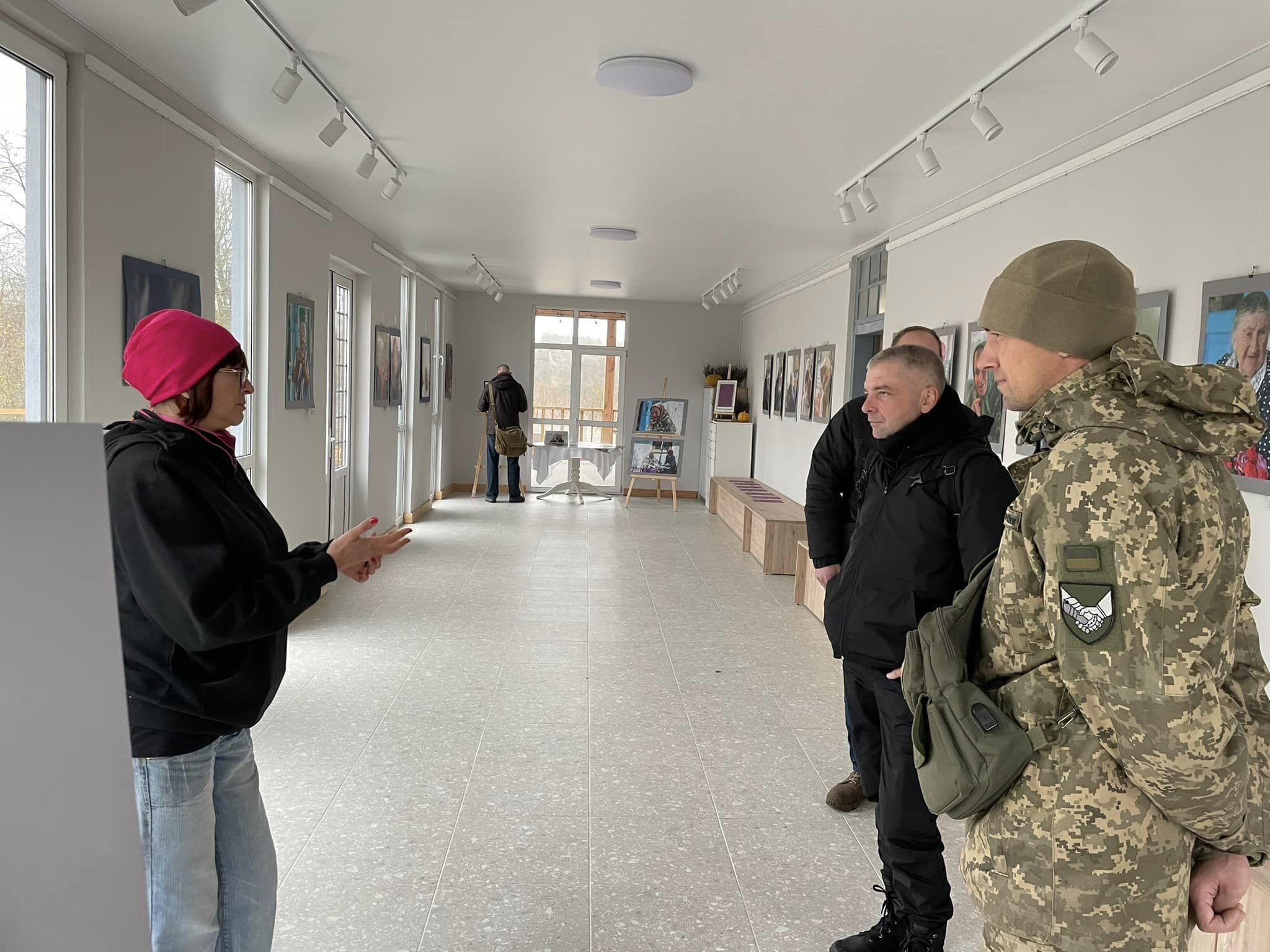 Новини Вінниці - фото з За кошти, зароблені у Лондоні, викупила в селі будиночки для реабілітації військових