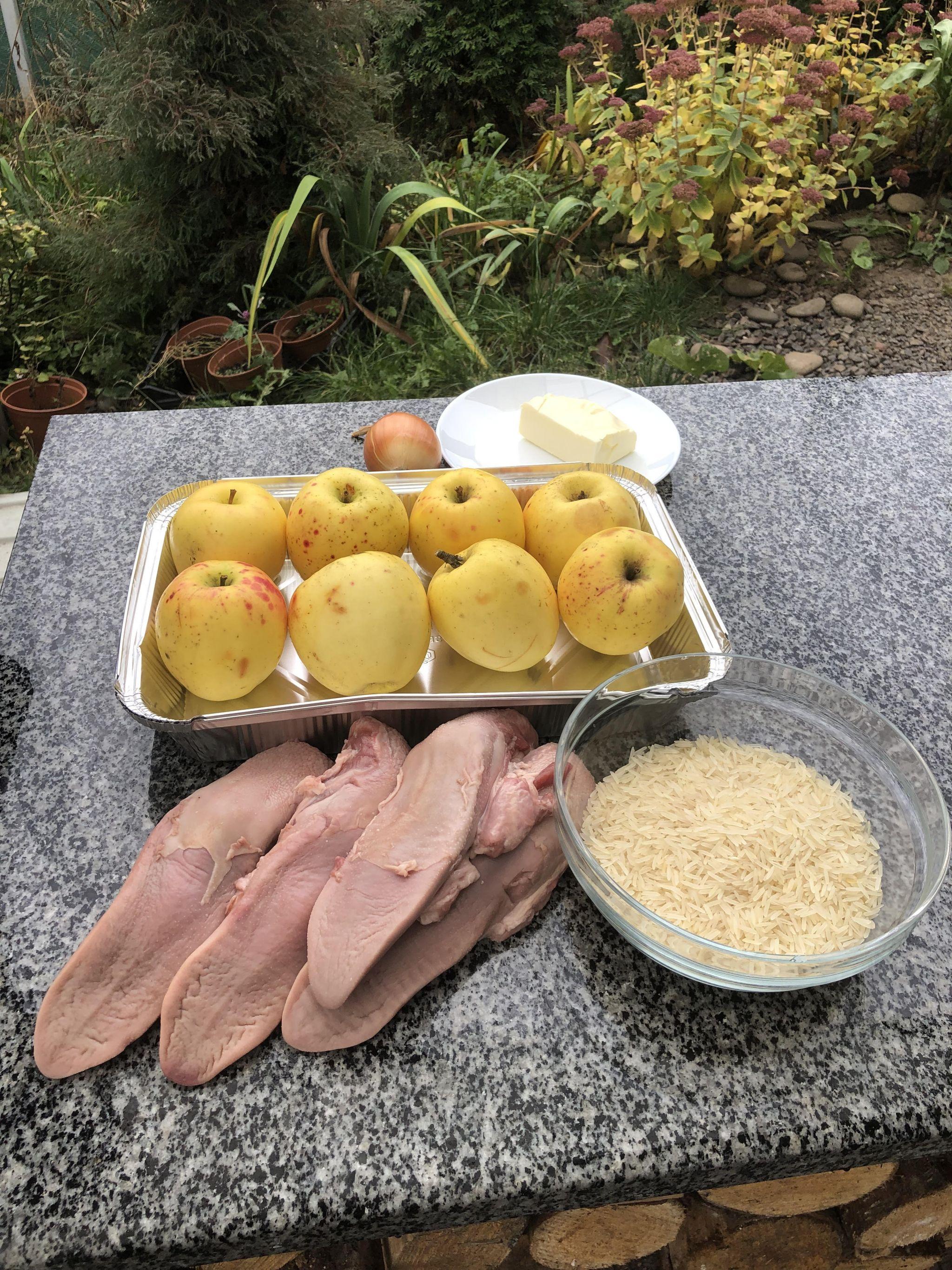 Новини Тернополя - фото з Готуємо печені яблука з язиком