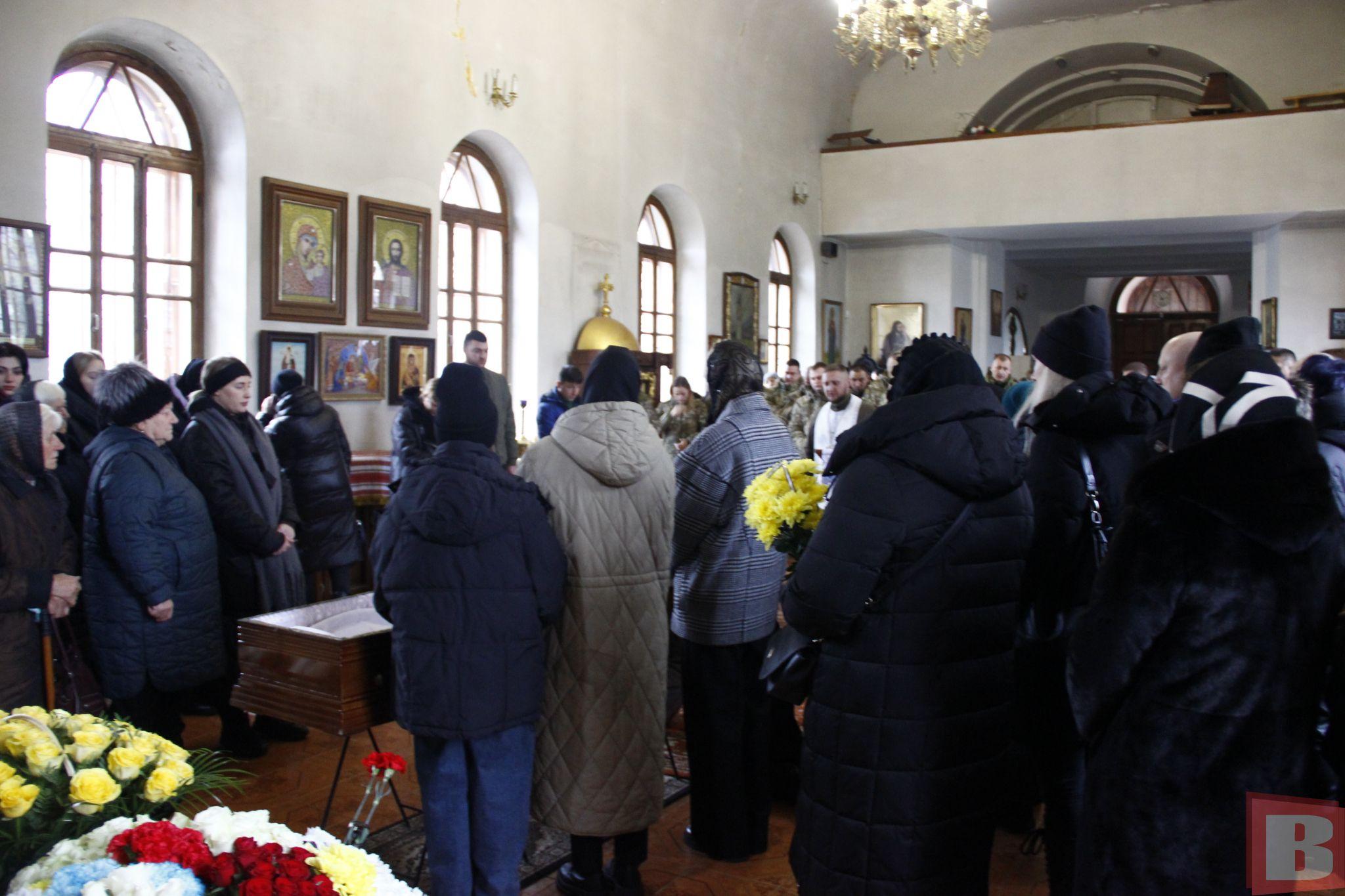 Новини Хмельницького - фото з Із полону – знову на службу: у Хмельницькому попрощалися із прикордонником Костянтином Рущиним