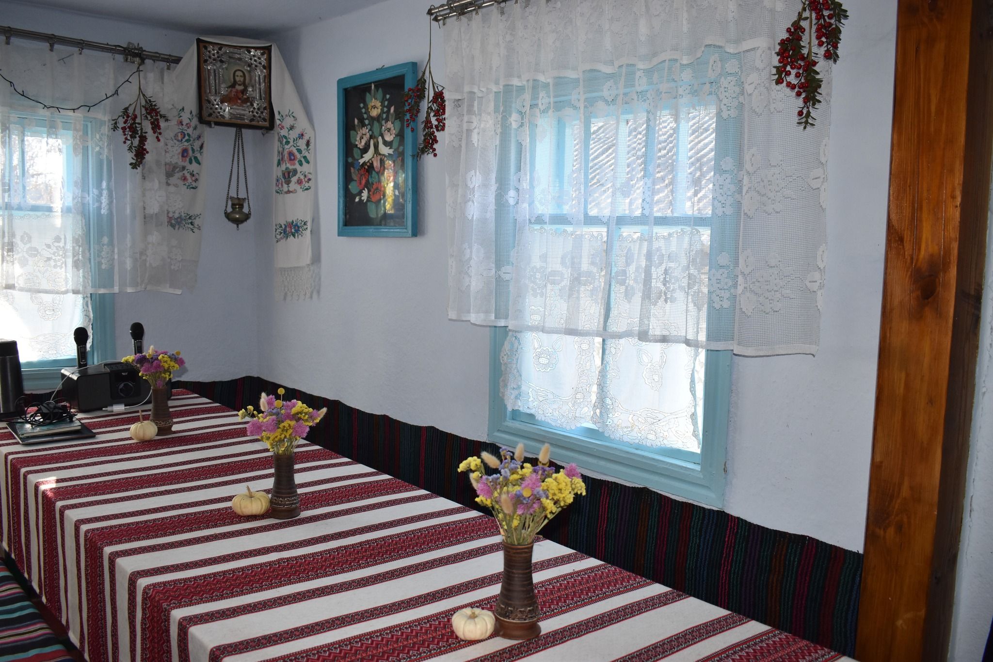 Новини Вінниці - фото з Реставрує хати та заклала теплицю: популярна блогерка відновлює спадщину рідного села