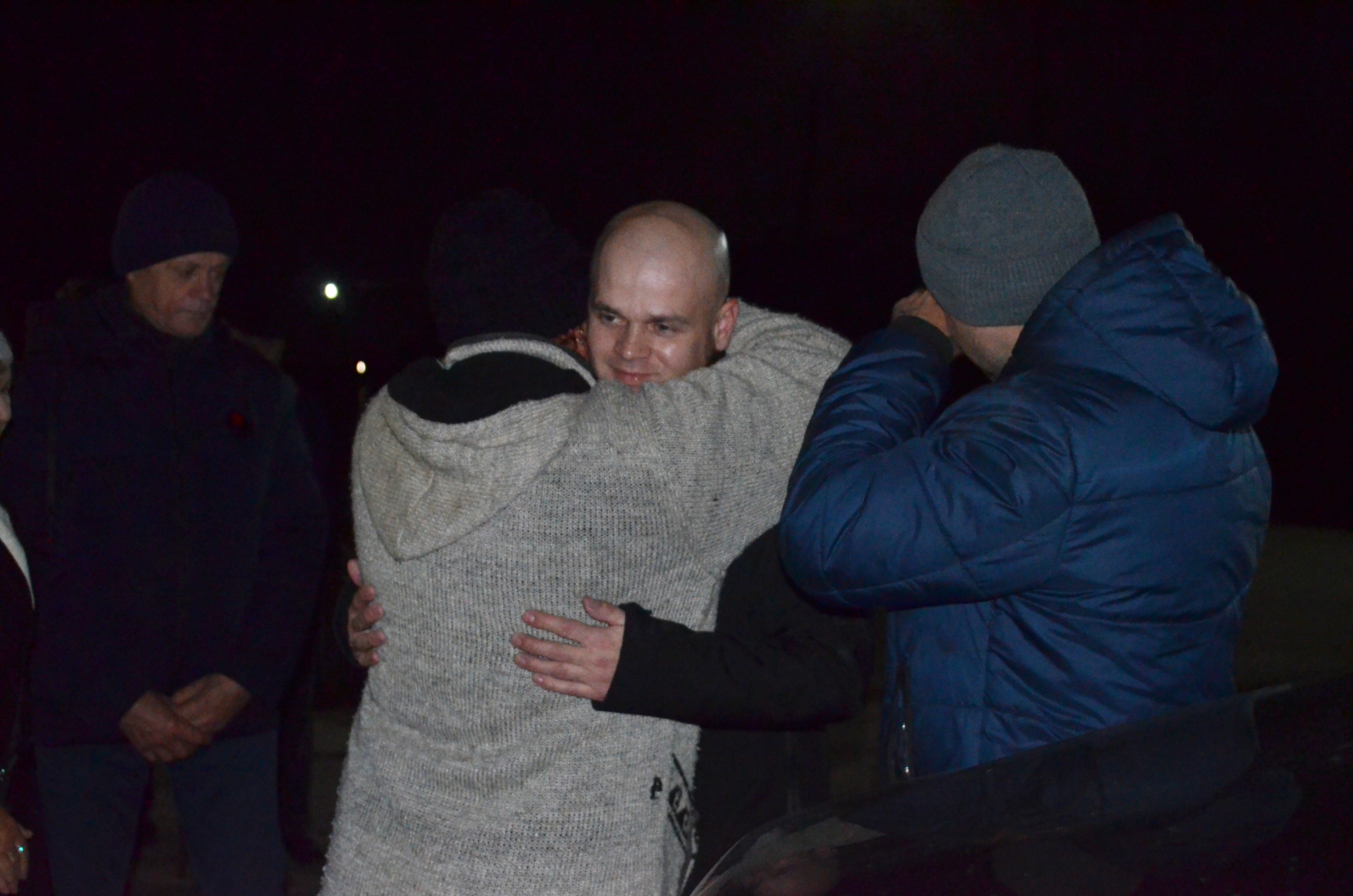 На зображенні може бути: 3 людини