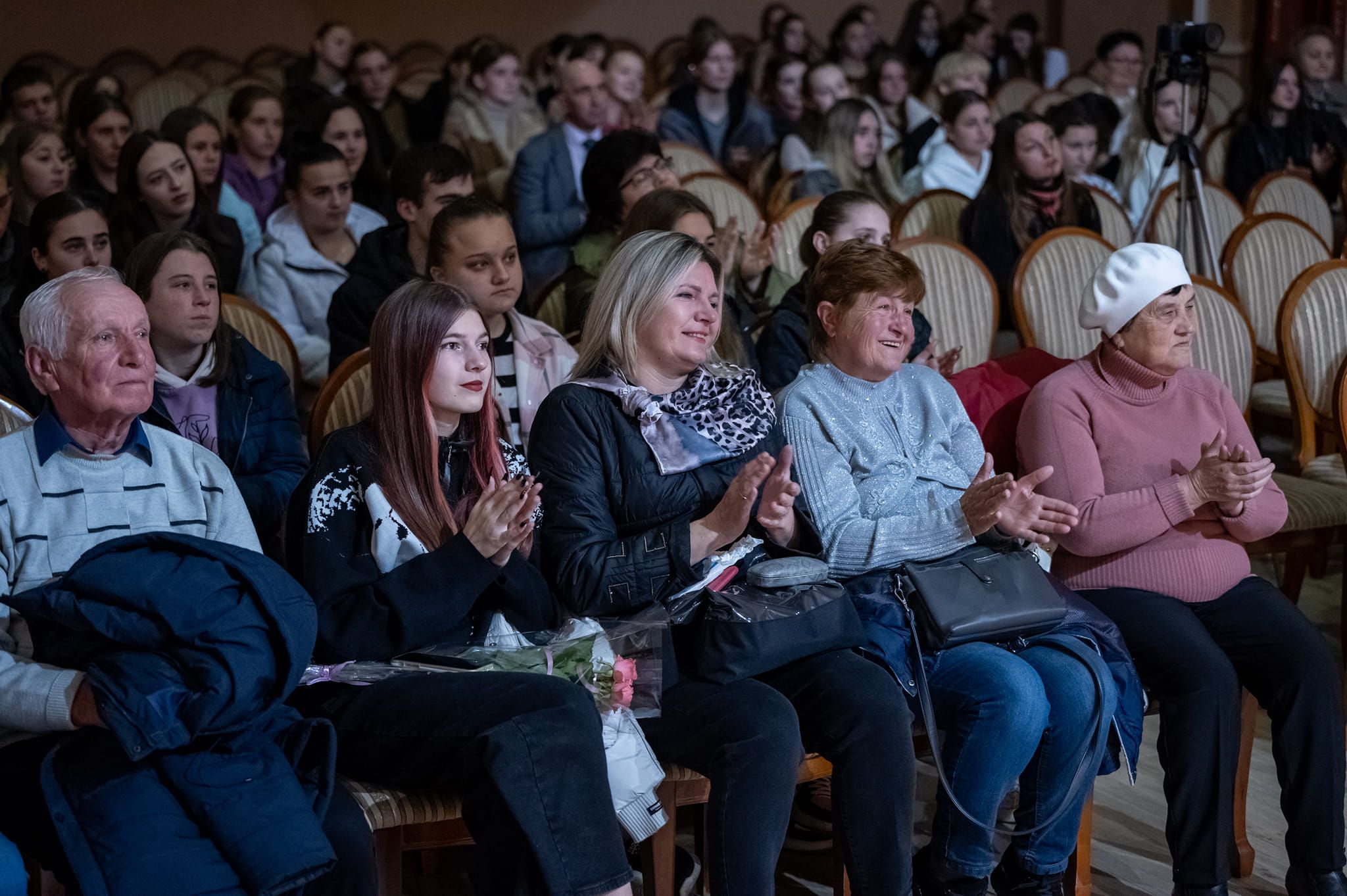 Новини Вінниці - фото з У Касі зупинився годинник і все пішло не за планом: театр незрячих з Бара був на гастролях у трьох містах