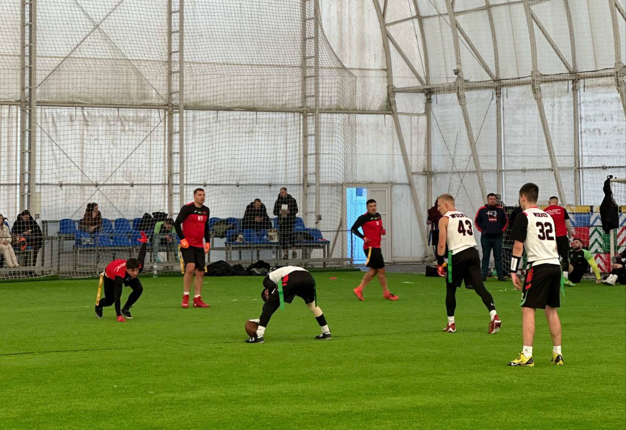 Новини Вінниці - фото з «Вовки» і «Вовчиці» із Вінниці виграли перший чемпіонат України з манежного флаг-футболу