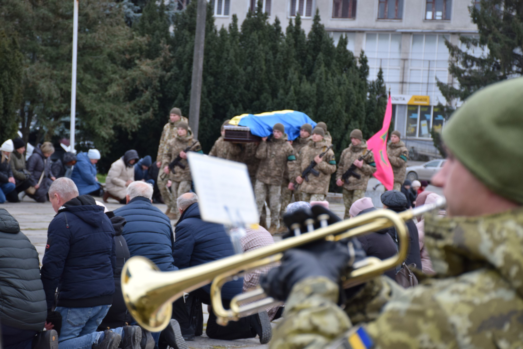 Новини Хмельницького - фото з Олег Кондратьєв та Юрій Гринь: з двома бійцями попрощались у Шепетівці