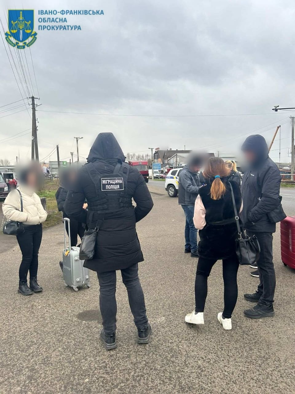 Новини Тернополя - фото з 24-річну жінку з Тернопільщини затримали при спробі перевезти у Польщу трьох українок для надання секс-послуг