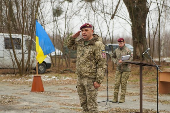 Новини Житомира - фото з З нагоди Дня Десантно-штурмових військ ЗСУ у 199-му навчальному центрі ДШВ ЗСУ відбулися урочистості