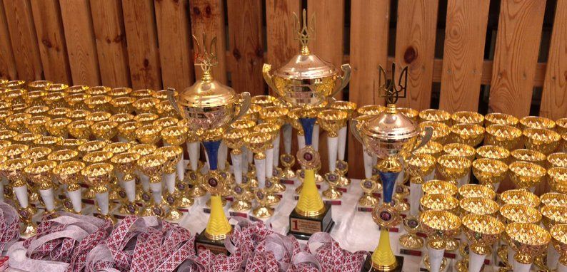 Новини Козятина - фото з Каратисти «Тако» прославляють наше місто. Цього разу привезли з Луцька 13 медалей