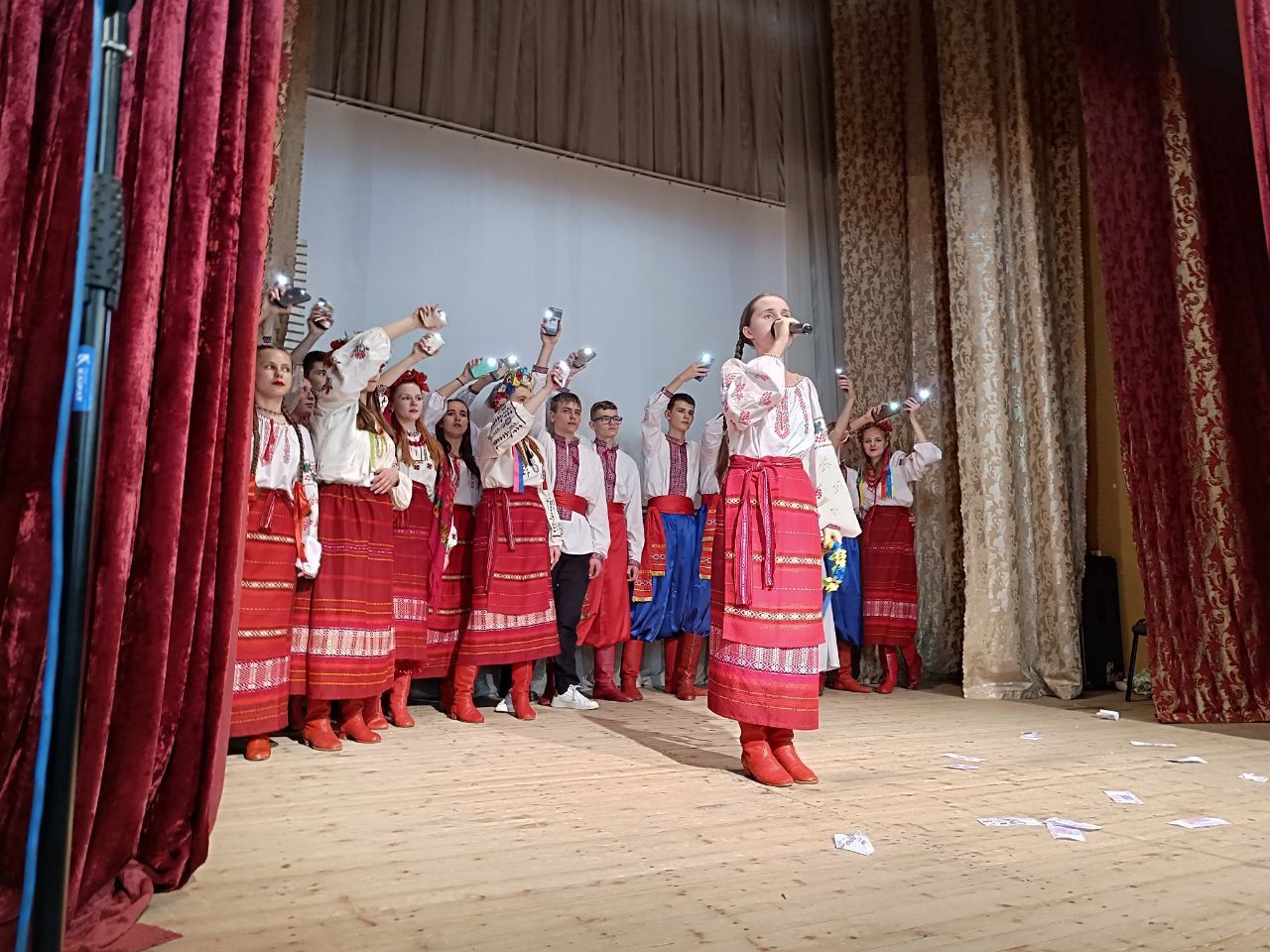 Новини Вінниці - фото з «Відчуття, що стаємо однією родиною»: у вінницькому техколеджі провели Андріївські вечорниці