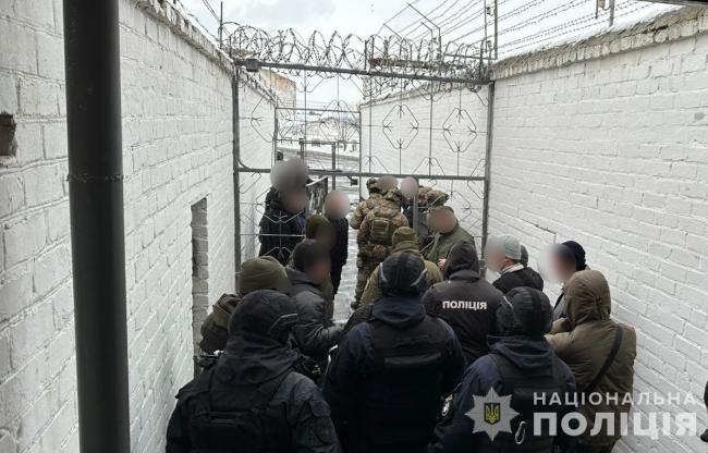 Новини Вінниці - фото з Готував вбивство кримінального авторитета: в Стрижавській виправній колонії запобігли трагедії