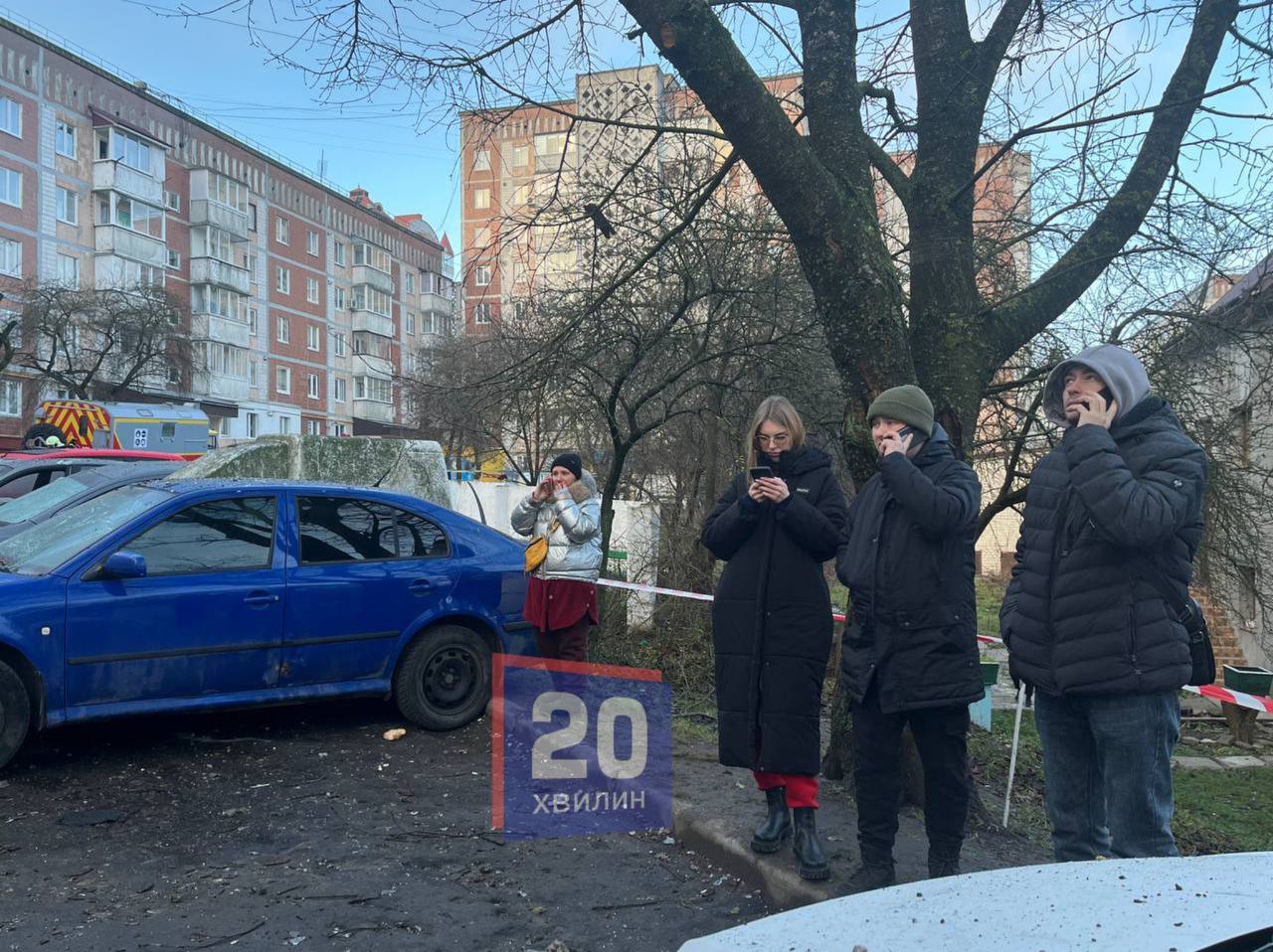 Новини Тернополя - фото з Що відбувається на місці прильоту дрона в будинок. Репортаж «20 хвилин»