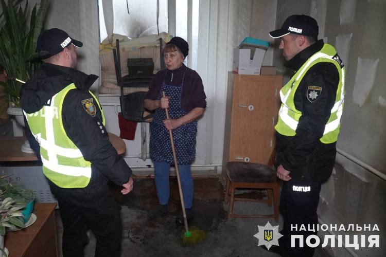 оперативники карного розшуку тернопільщини затримали двох жителів обласного центру за підпал приміщення сільради. зловмисники виявилися завербовані ворогом