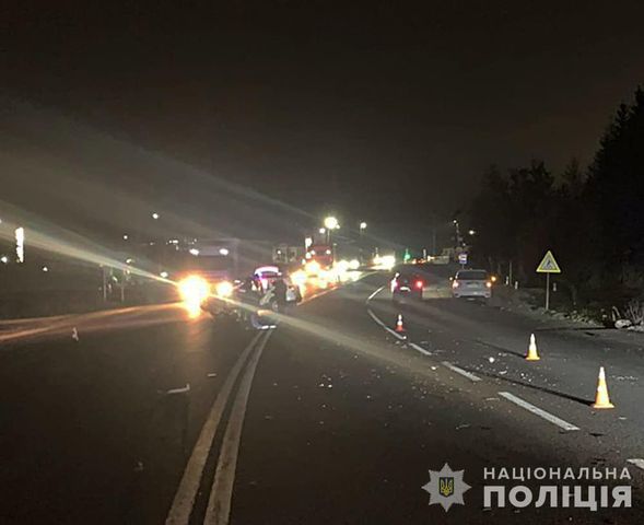 Новини Житомира - фото з Житель Глибочиці загинув під колесами автівки на дорозі Житомир-Сквира