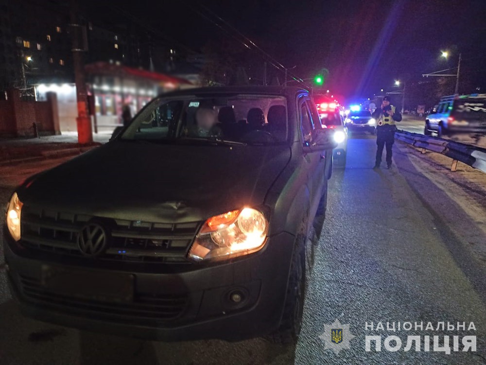 Новини Житомира - фото з Поліція встановлює свідків ДТП на проспекті Миру, внаслідок якої загинув 17-річний юнак поліція встановлює свідків дтп, що сталася 3 грудня у житомирі
