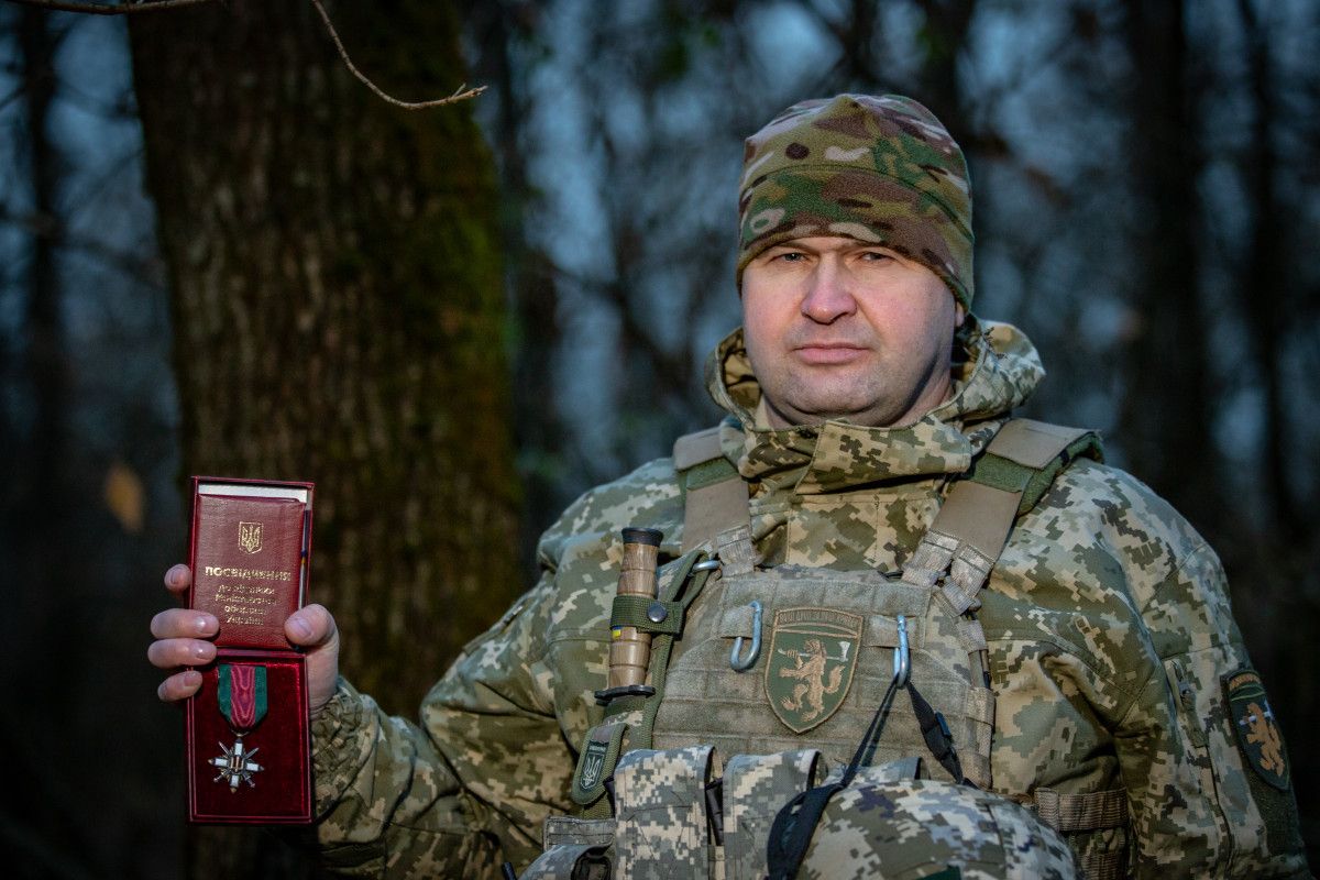 Новини Хмельницького - фото з Офіцер-артилерист з Хмельниччини отримав нагороду від Головнокомандувача ЗСУ