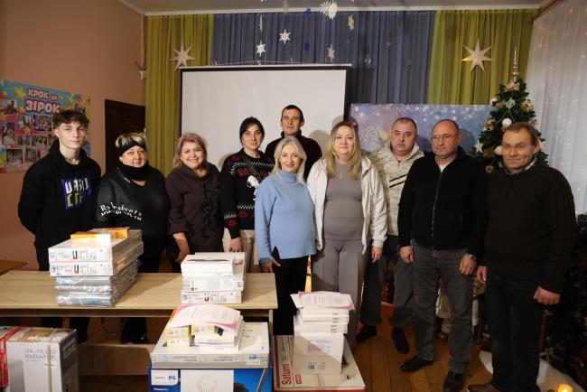 Новини Вінниці - фото з Дитячі будинки сімейного типу отримали подарунки до свята Миколая