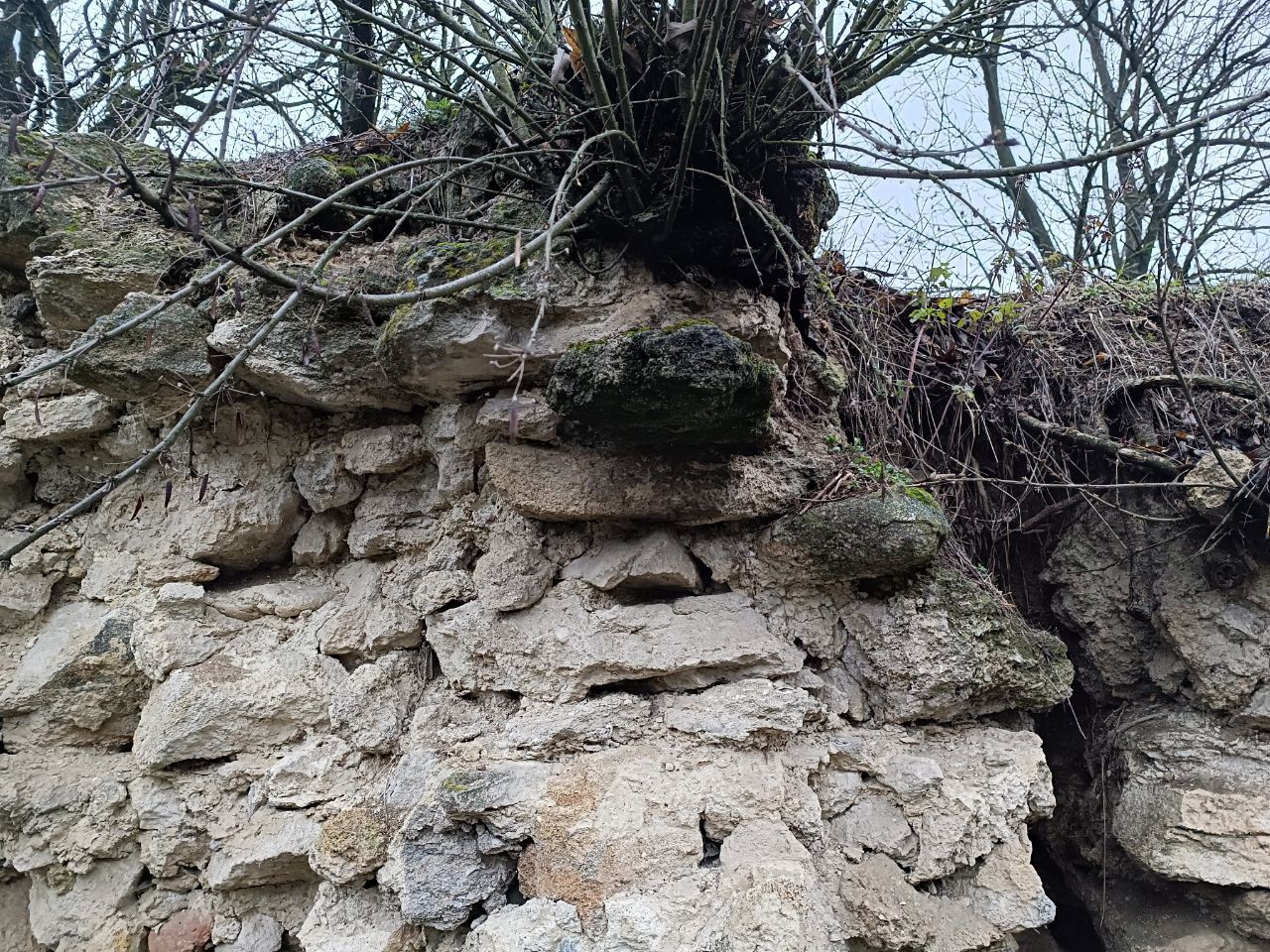 Новини Вінниці - фото з В ньому жила сама королева: історія багатовікового Барського замку