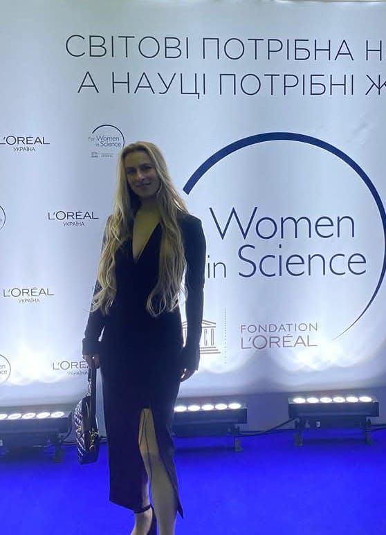 Новини Козятина - фото з Сестринівчанка Олеся Гаврилюк отримала нагороду у програмі L’Oreal – UNESCO «Для жінок у науці»
