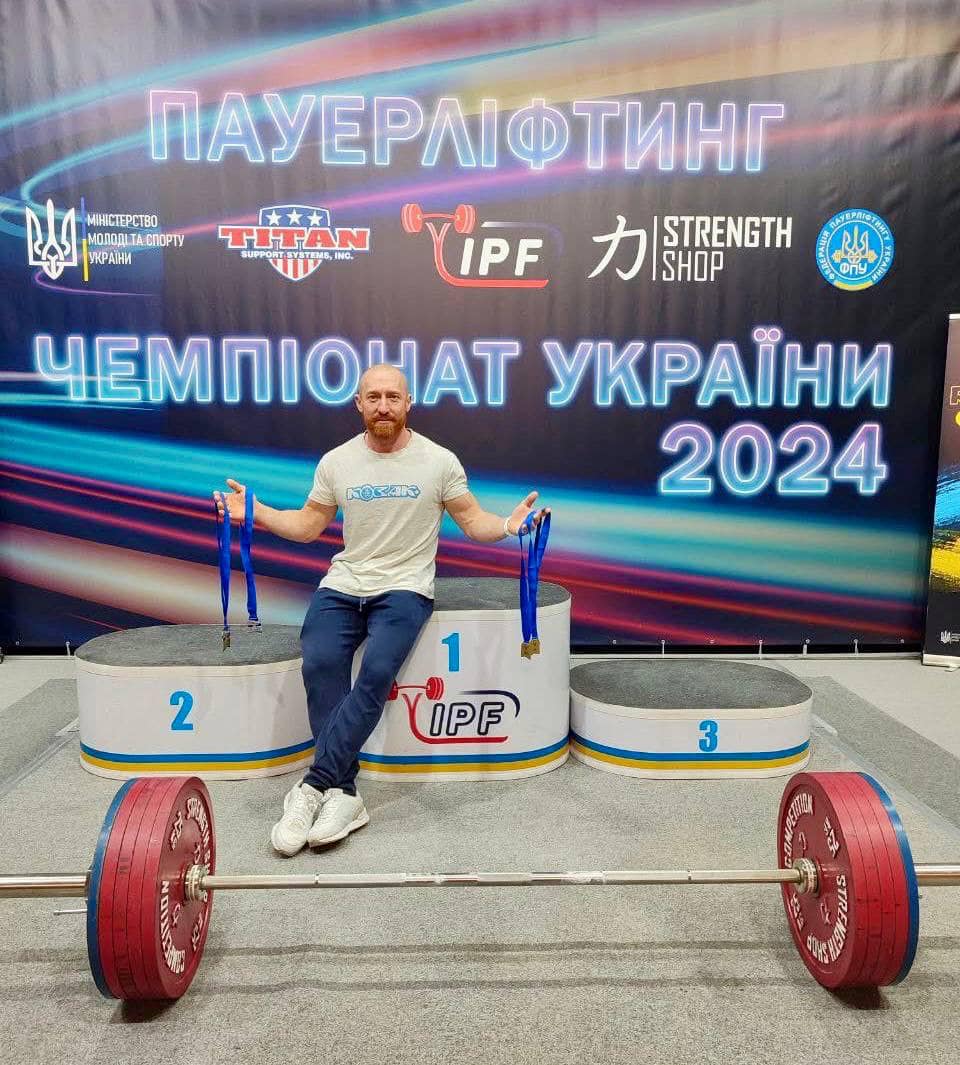 Новини Вінниці - фото з Вінничанин Василь Мица став рекордсменом України з пауерліфтингу