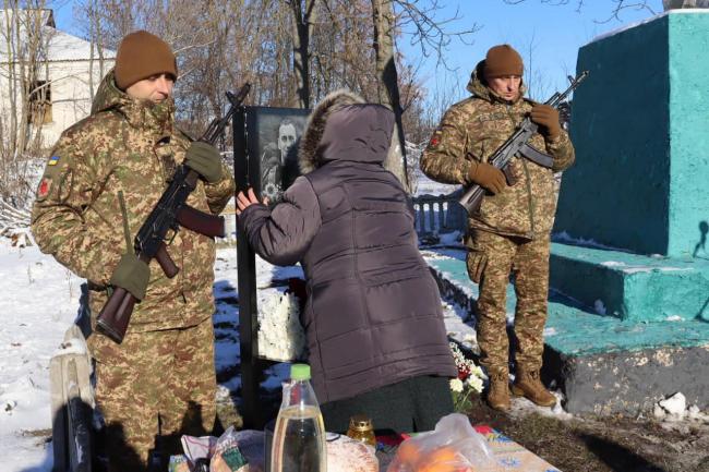 Новини Вінниці - фото з На Вінниччині відкрили меморіальну дошку на честь Івана Чабана — Героя, який боронив свободу України