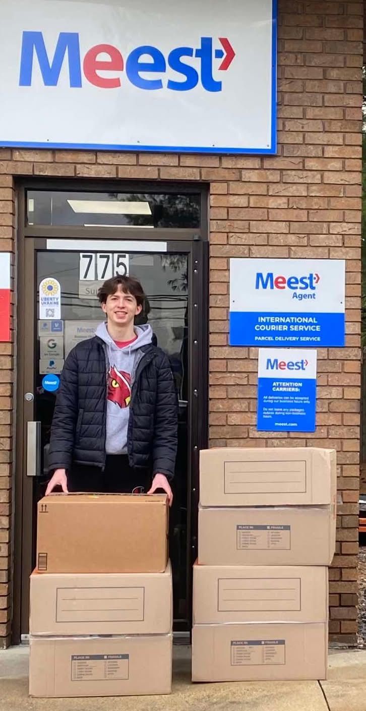 Новини Тернополя - фото з Школяр в Нью-Йорку зібрав 3000 пар шкарпеток для ЗСУ