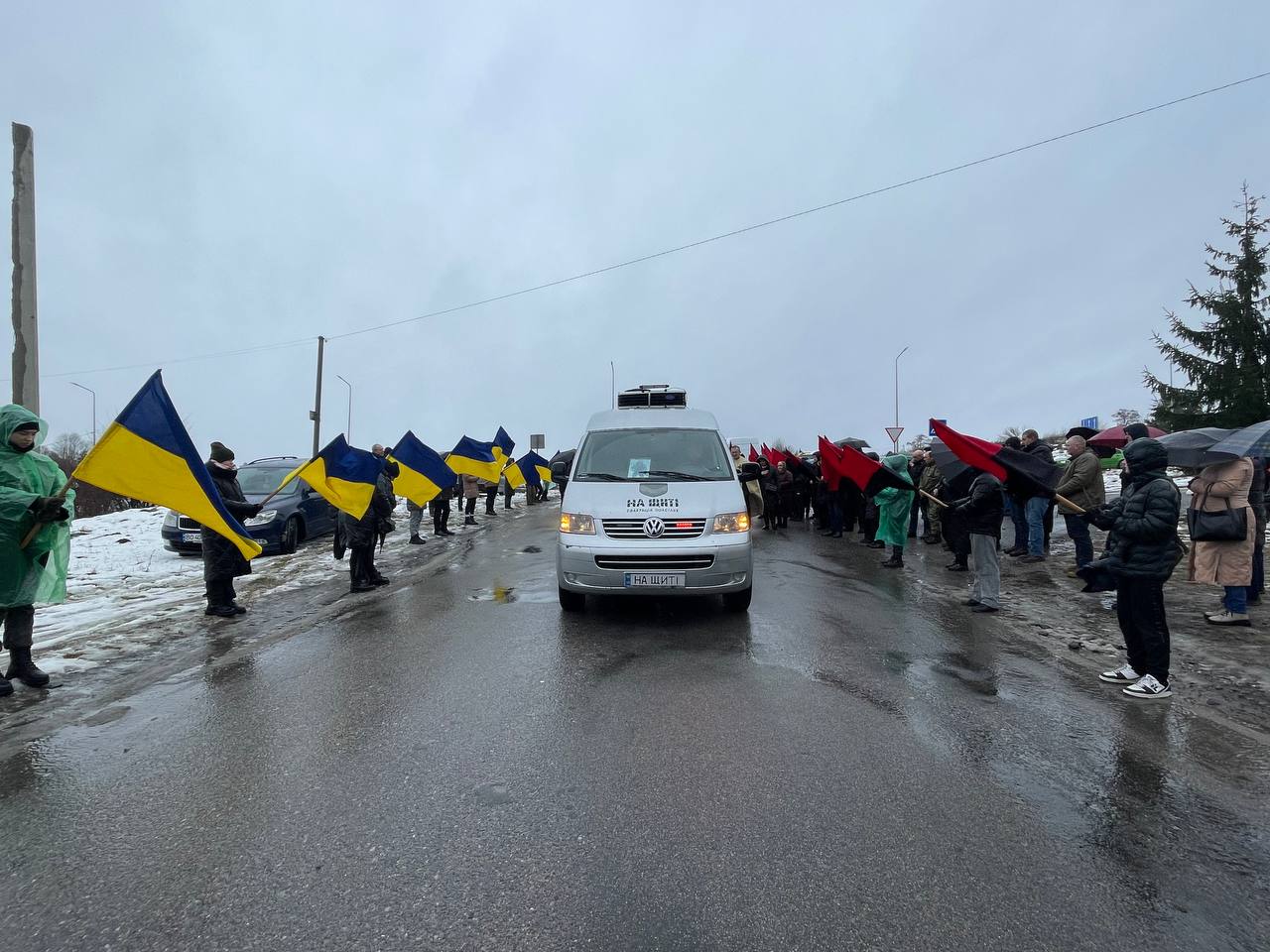 На зображенні може бути: 10 людей