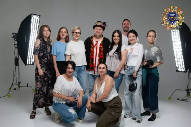 Новини Вінниці - фото з Віктор Бронюк разом з Тайрою заспівали українську лемківську колядку