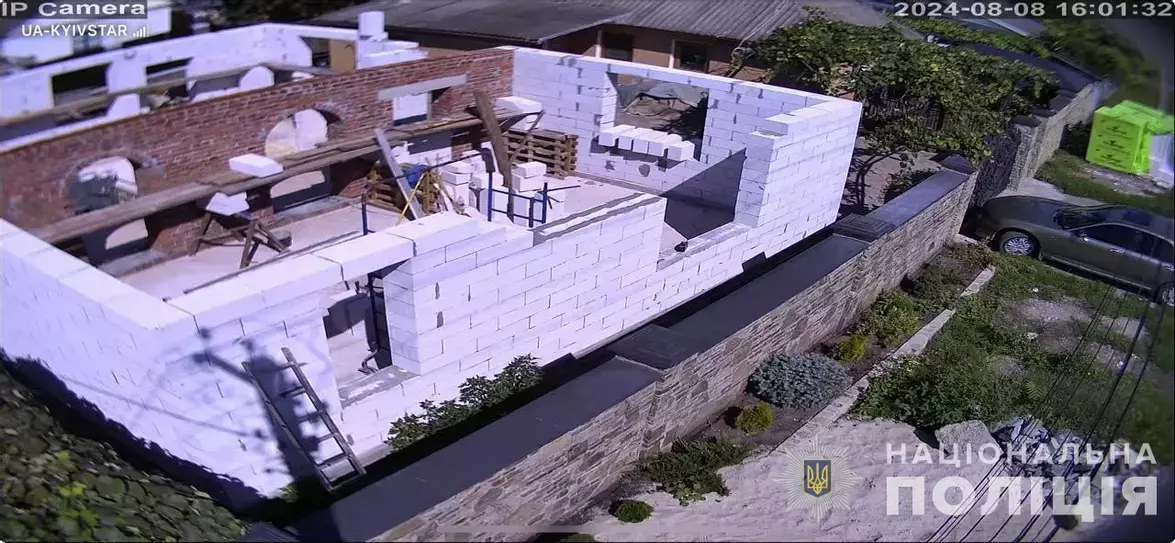 Новини Хмельницького - фото з Комбриг, будинок якого будували військові на Хмельниччині, вийшов на волю під заставу