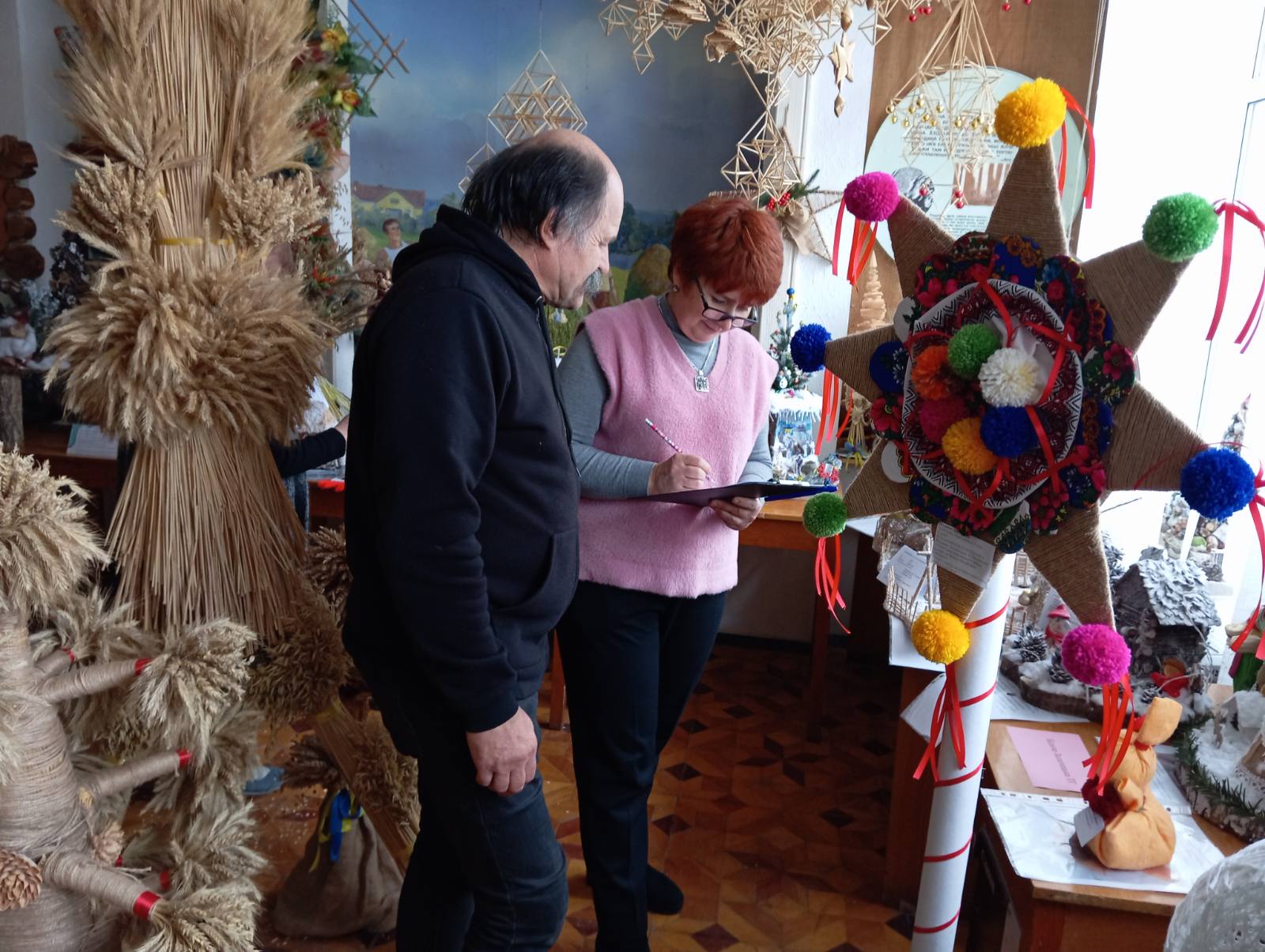 Новини Тернополя - фото з У Тернополі визначили переможців обласної виставки-конкурсу «Замість ялинки — зимовий букет»