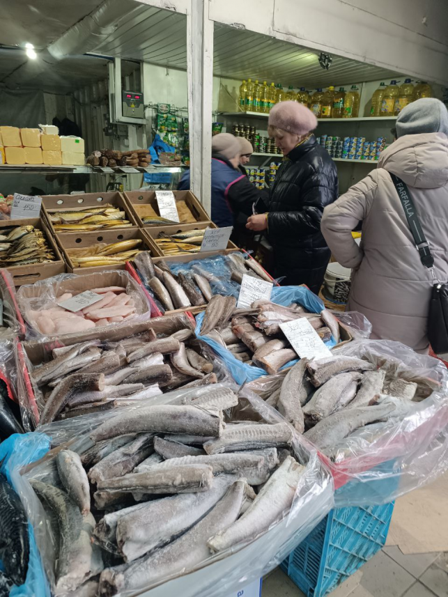 Новини Тернополя - фото з Купують ковбаси та калачі: як тернополяни готуються до Святвечора та Різдва